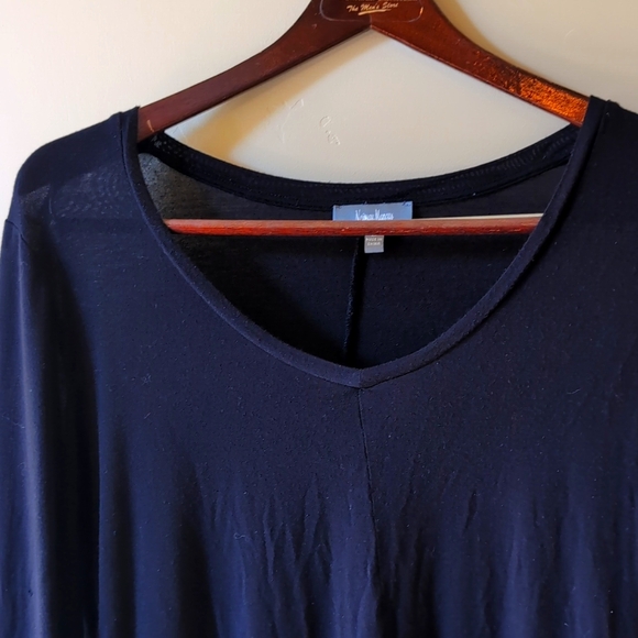 Neiman Marcus long sleeved shirt - Picture 6 of 6